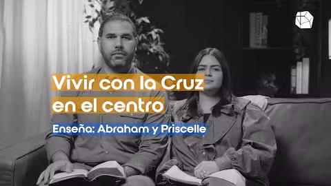 Vivir con la cruz en el centro
