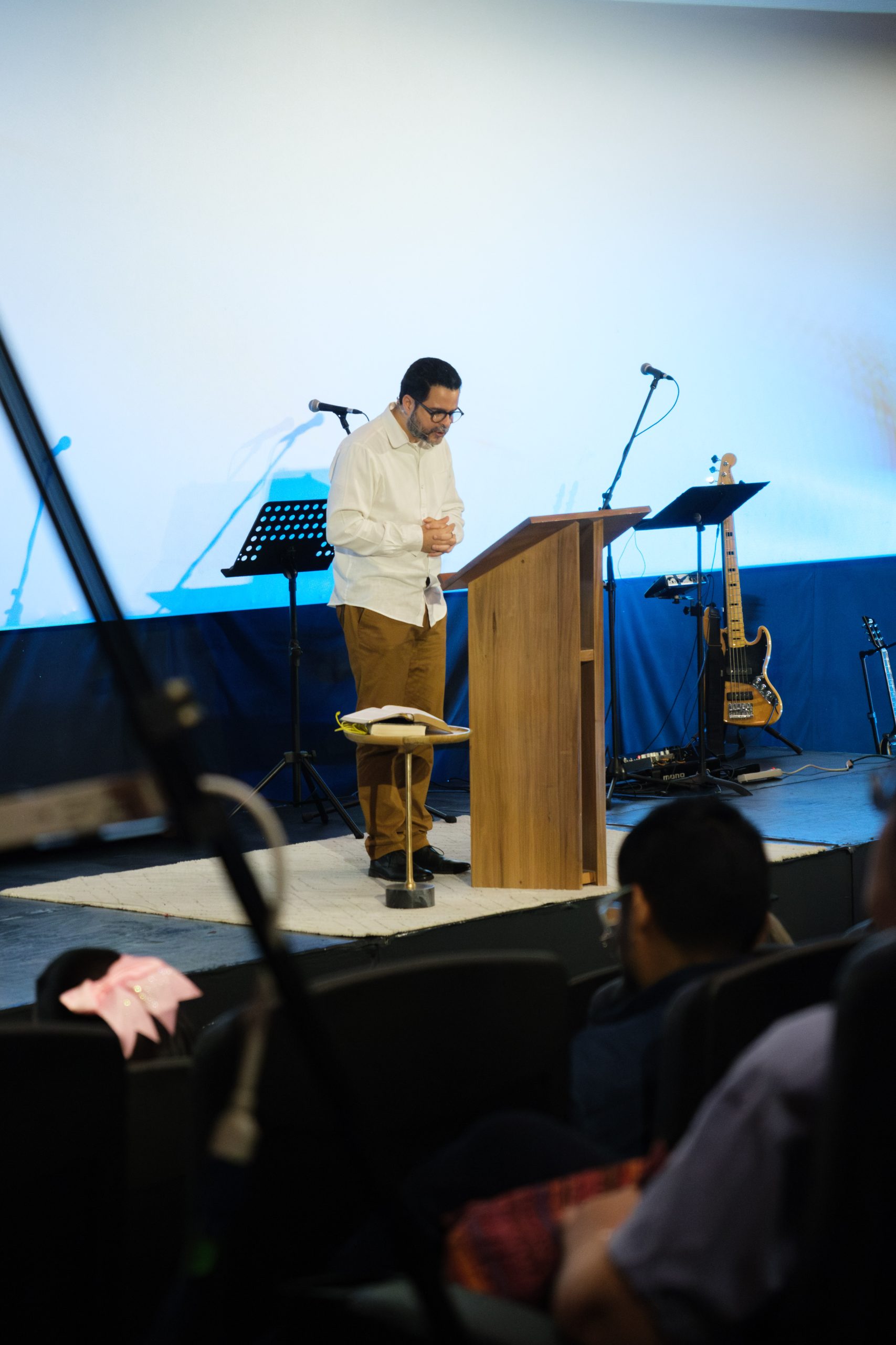 Del banquete al abismo